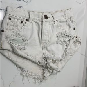 One teaspoon shorts size 23